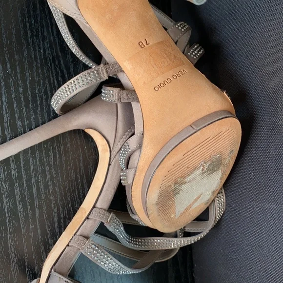 BCBG MaxAzria sandals - Picture 2 of 4